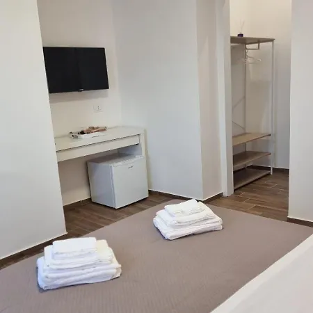 Fly Bed and Breakfast Νάπολη