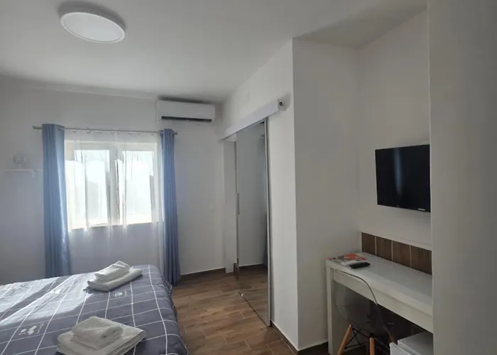 Fly Nocleg ze śniadaniem 3*